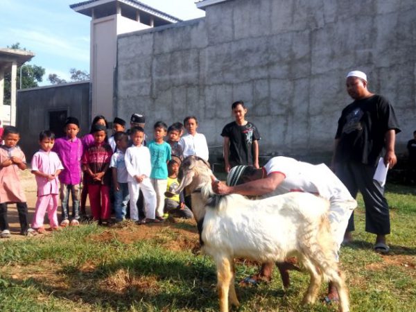 Semangat Qurban 1441 H di Musholla Al-Anhar